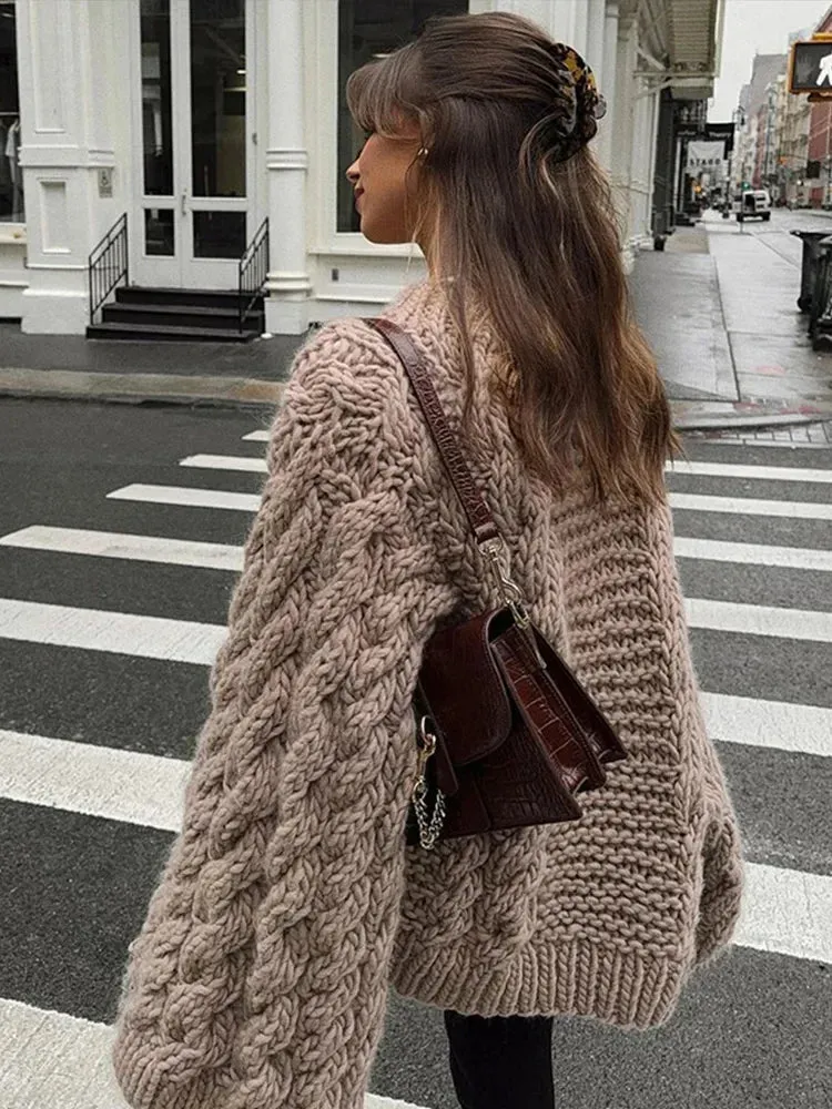 Braylee | Timeless Cable Knit Pullover