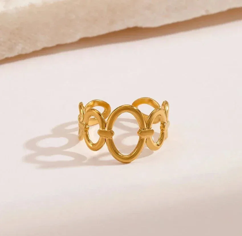 Chain Links Gold Ring