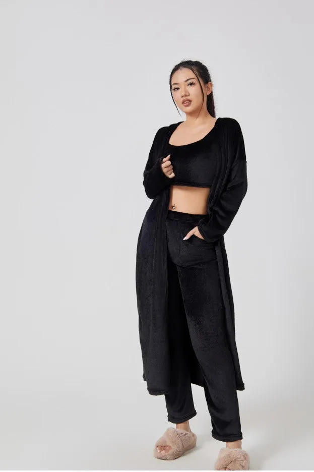 Cozy Charm Pajama Set: Warmth & Style for the Season