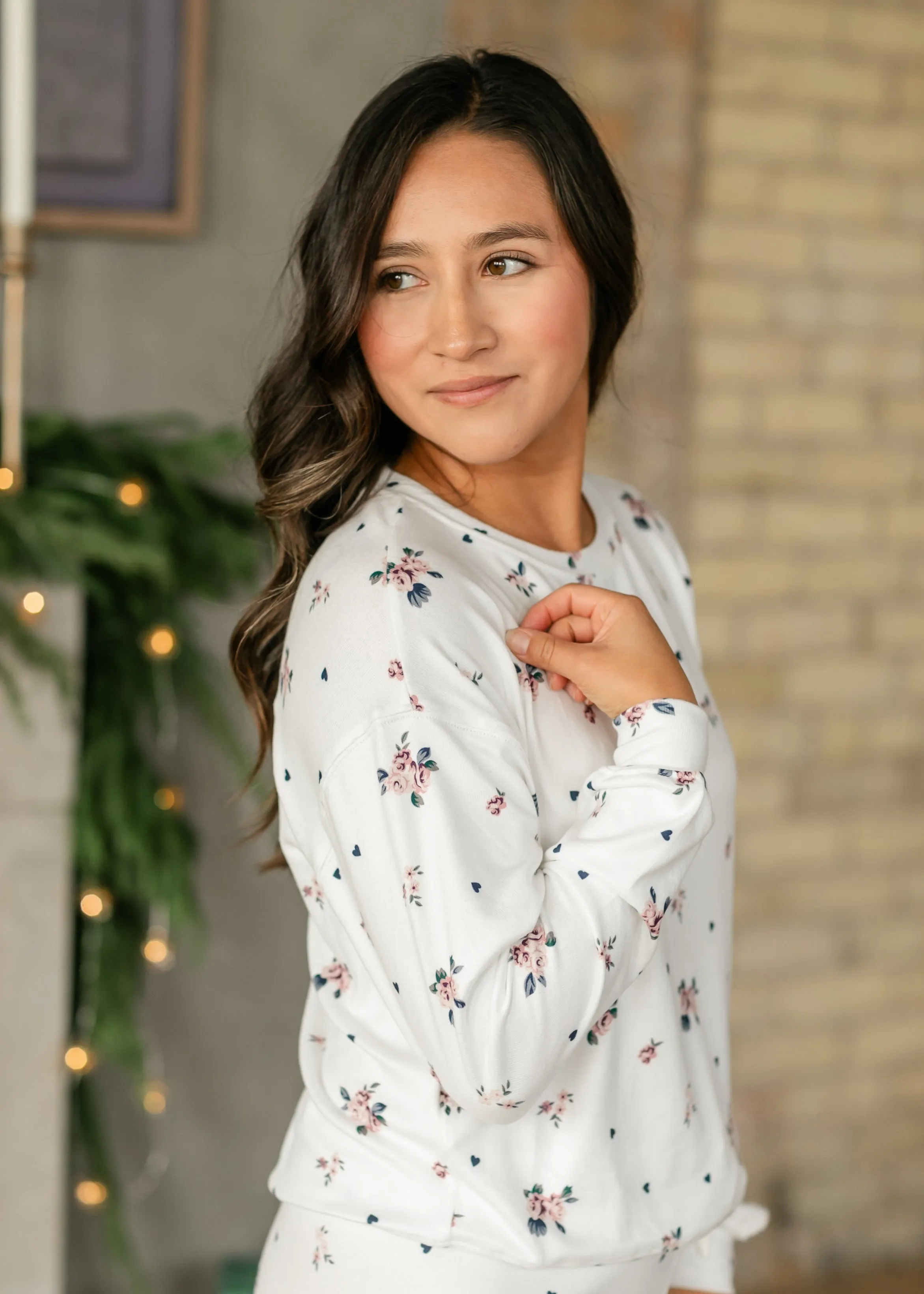 Cozy Rosebud Lounge Top