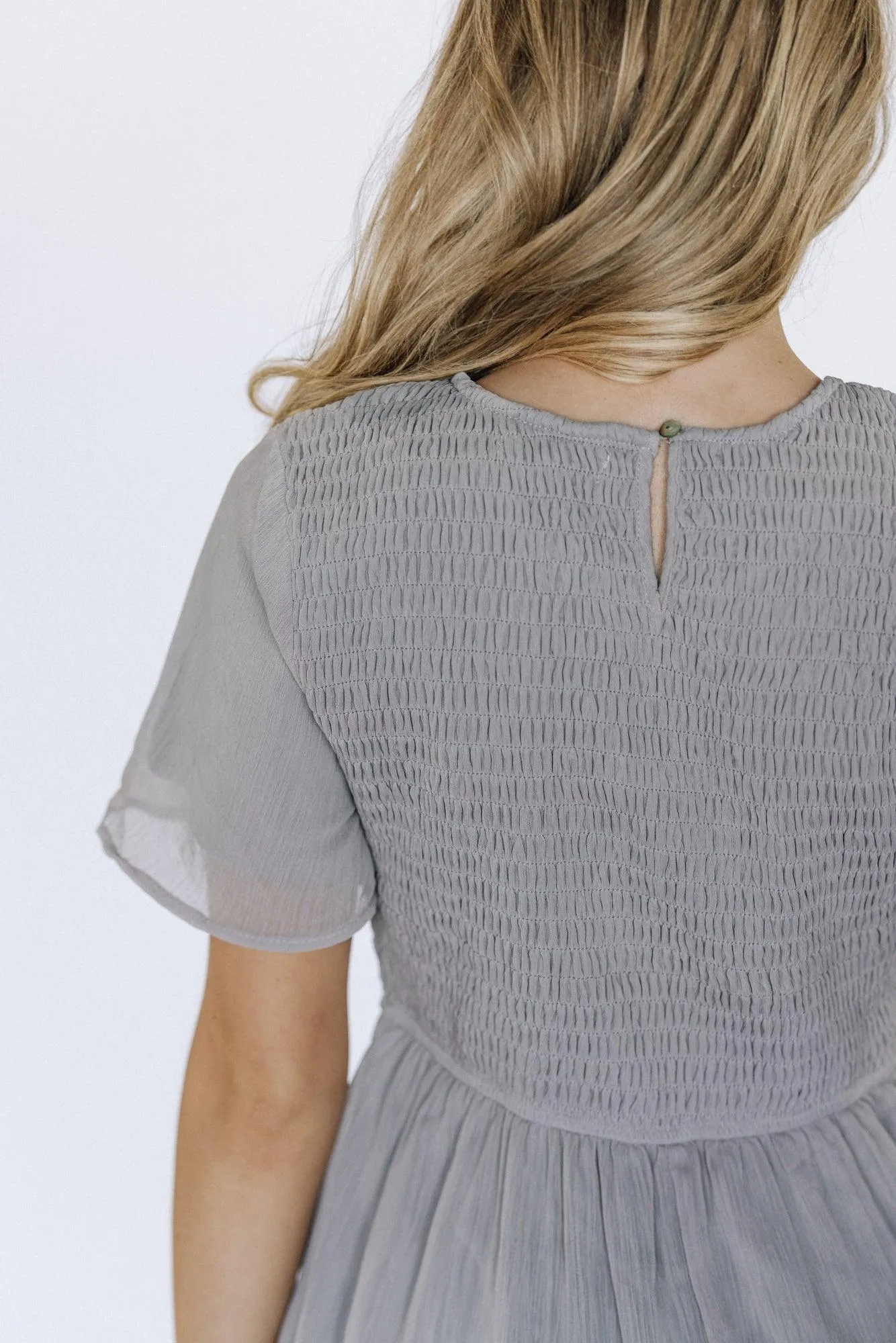 Kanyan Midi Dress in Gray