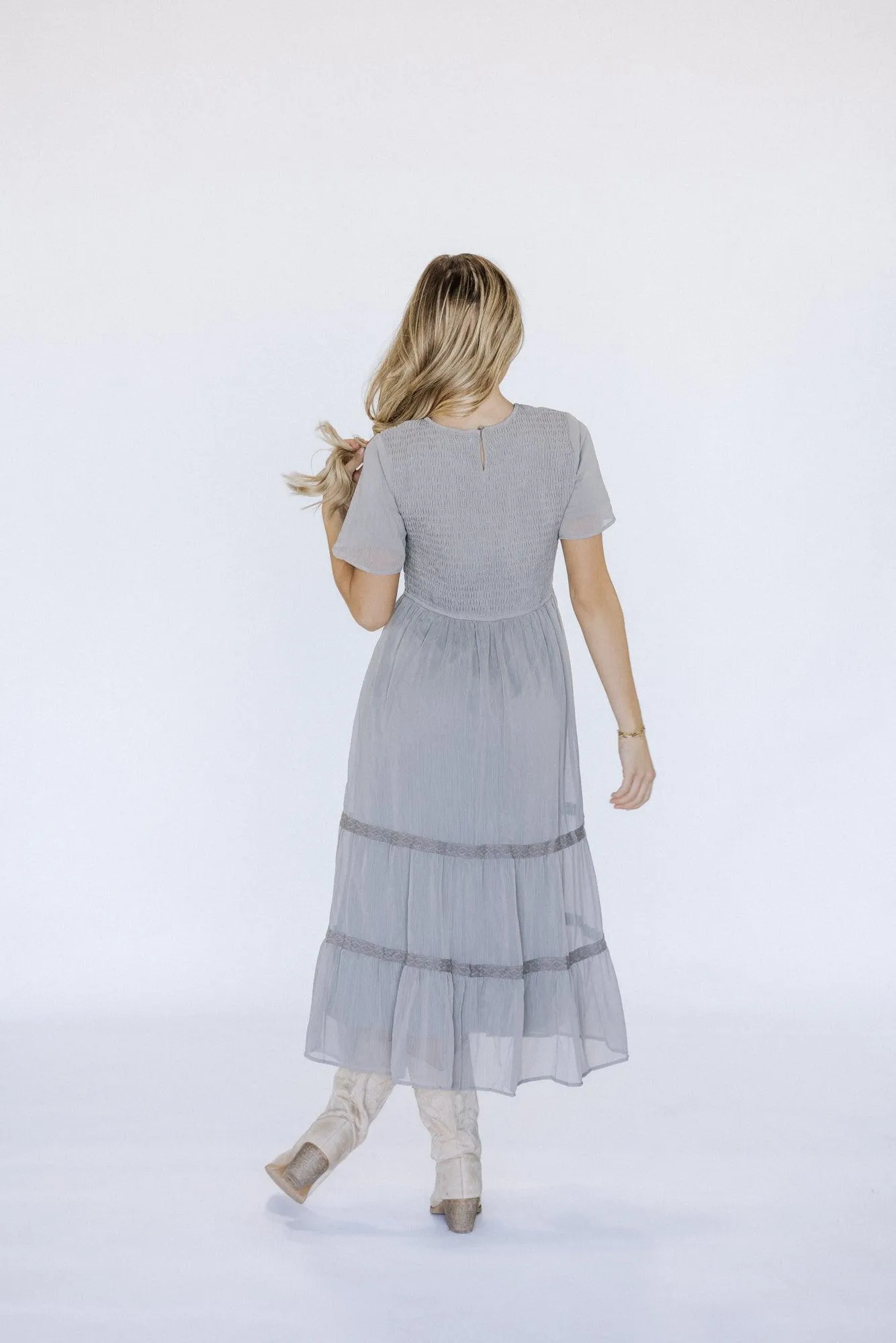 Kanyan Midi Dress in Gray
