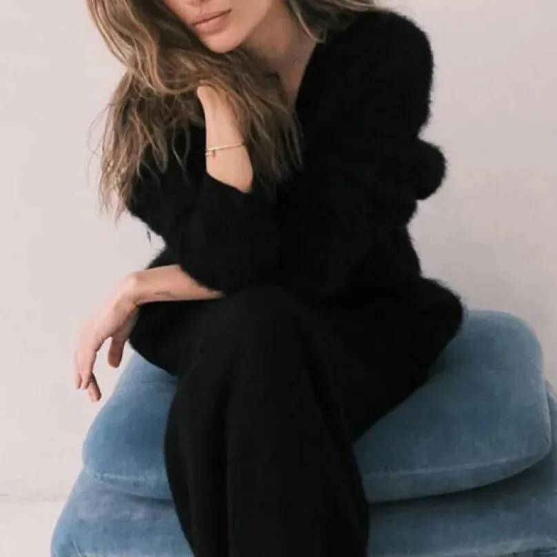Oversized V-Neck Knit Cardigan