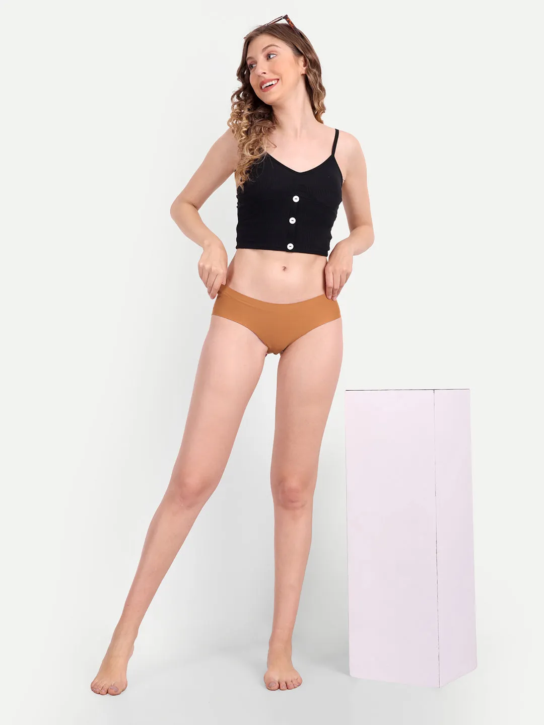 Pack of 3 Women Seamless Panty Inside Safety Period Pad